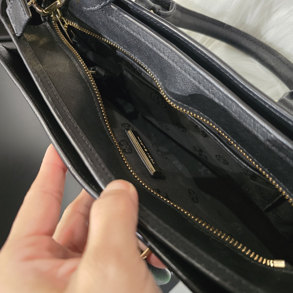 Tory Burch Black Leather Handbag - Picture 4 of 10